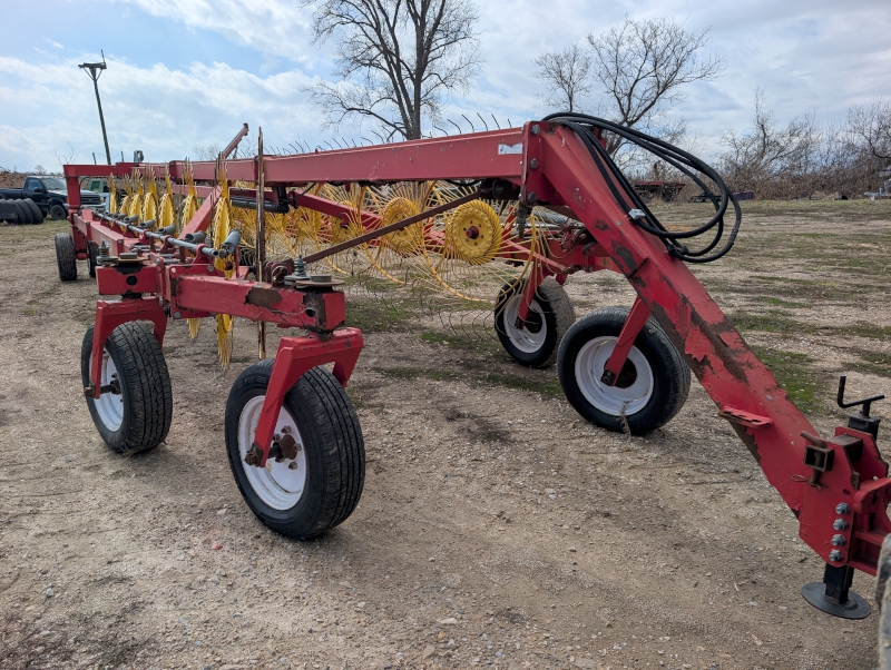 2010 Farm King RFKS16 Rake
