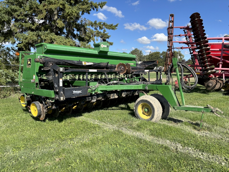 1994 John Deere 750 Drill