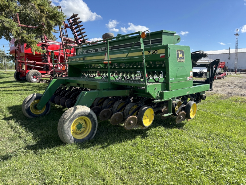 1994 John Deere 750 Drill