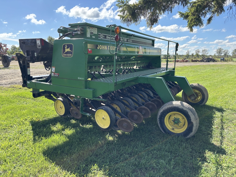 1994 John Deere 750 Drill