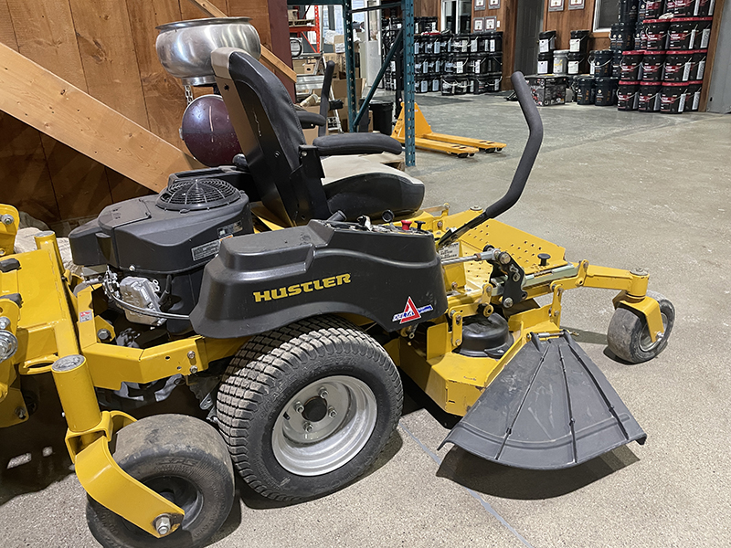 2019 Hustler Excel FLIPUP 48 Mower/Zero Turn