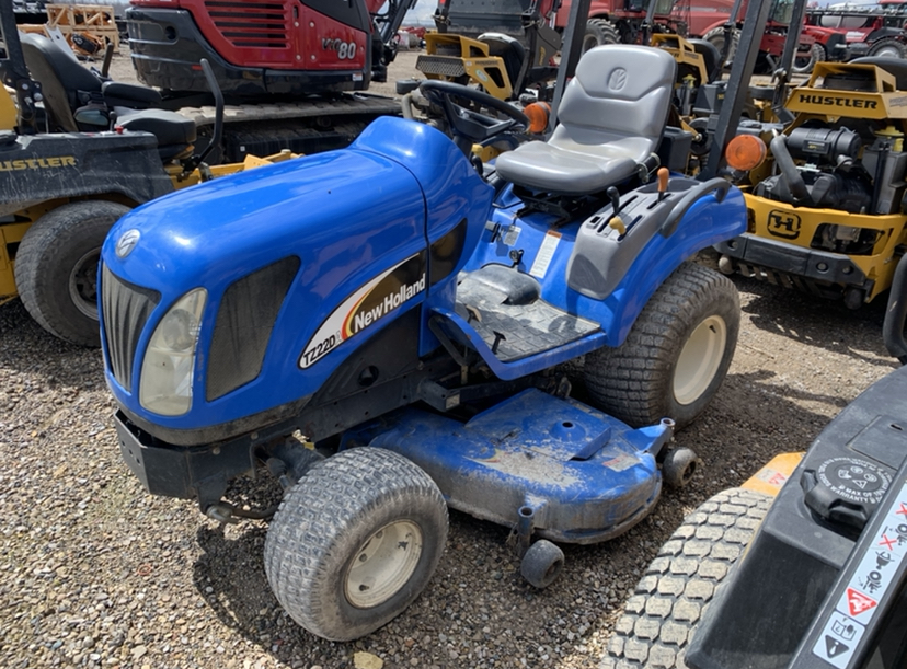 2005 New Holland TZ22DA Tractor Compact for sale in Warwick Twp, ON ...