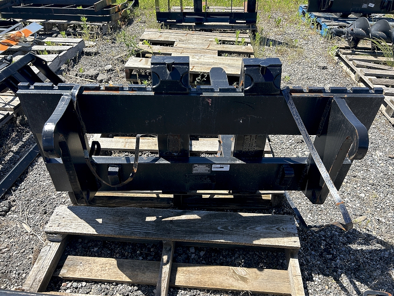 2023 Yanmar ISOV10FORKSV Pallet Fork