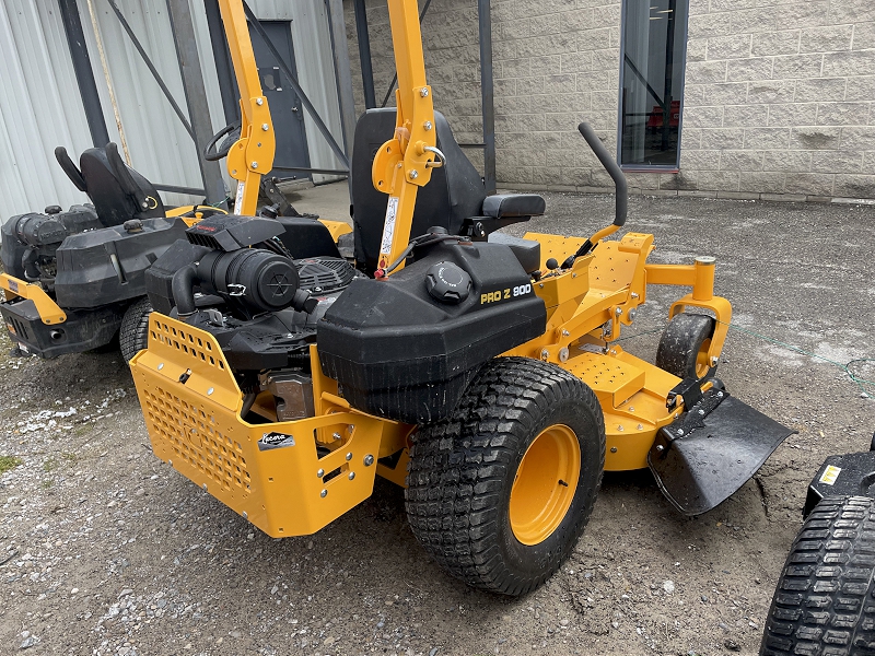 2023 Cub Cadet PROZ960LEFI Mower/Zero Turn