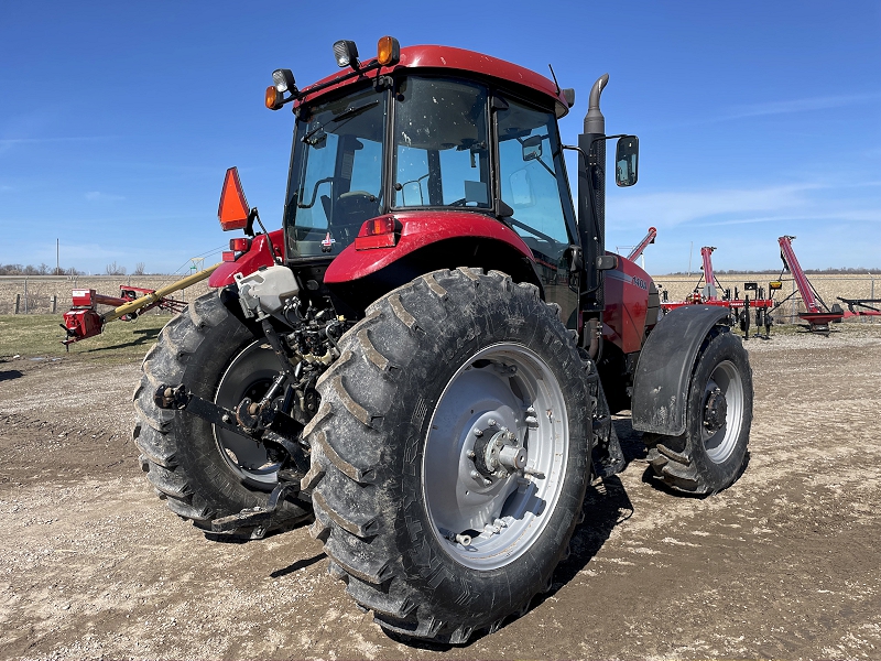 2014 Case IH FARMALL 140A Tractor