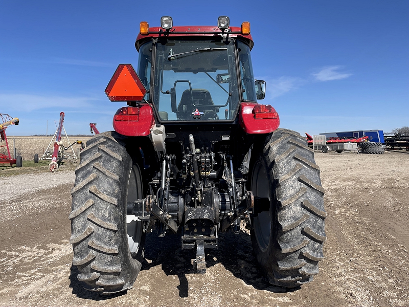 2014 Case IH FARMALL 140A Tractor