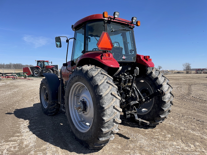 2014 Case IH FARMALL 140A Tractor