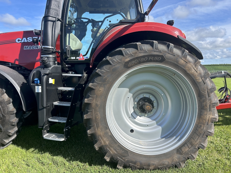 2024 Case IH MAGNUM 250 Tractor