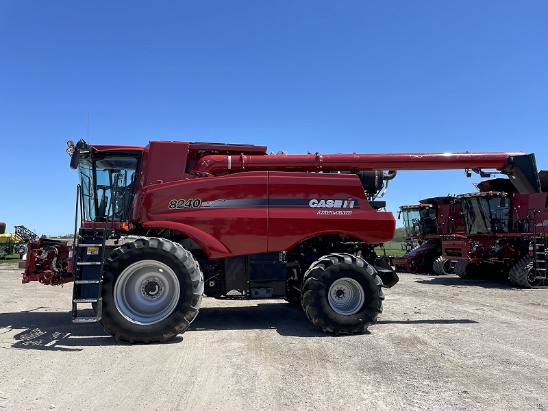 2017 Case IH 8240 Combine