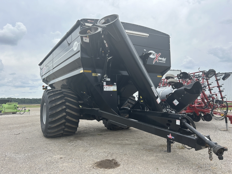 2023 J&M 1112-20S Grain Cart