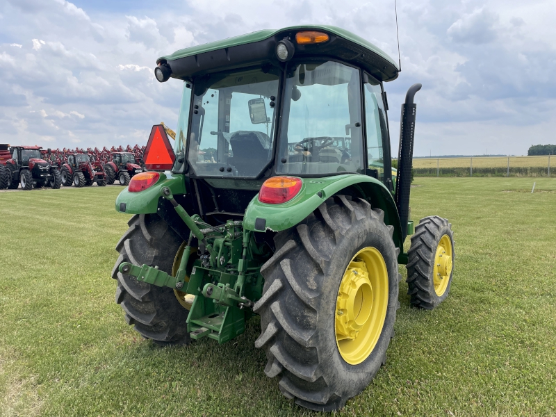 2021 John Deere 5075E Tractor