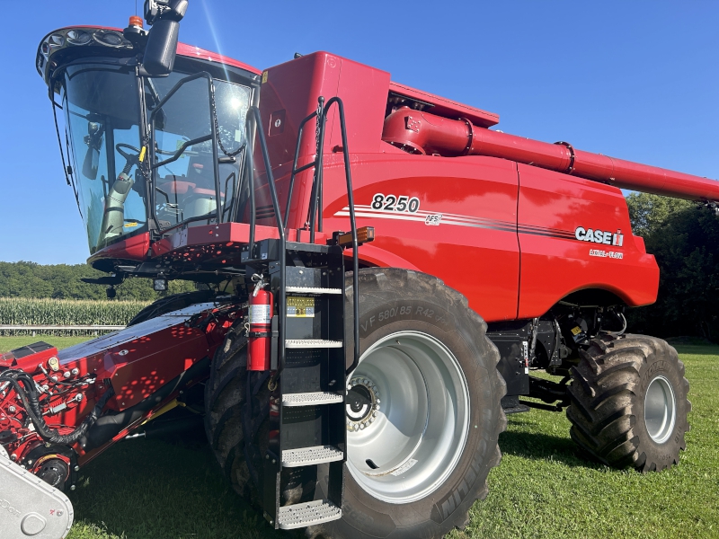 2023 Case IH 8250 Combine