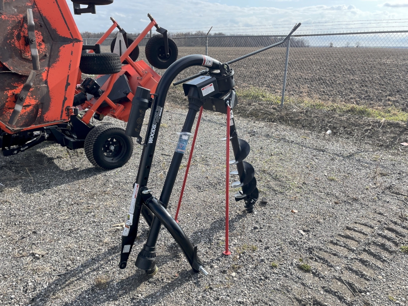 2025 Woods PD35 Post Auger