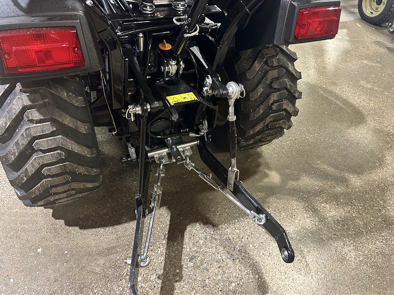 2025 Yanmar SA223BI-LD Tractor