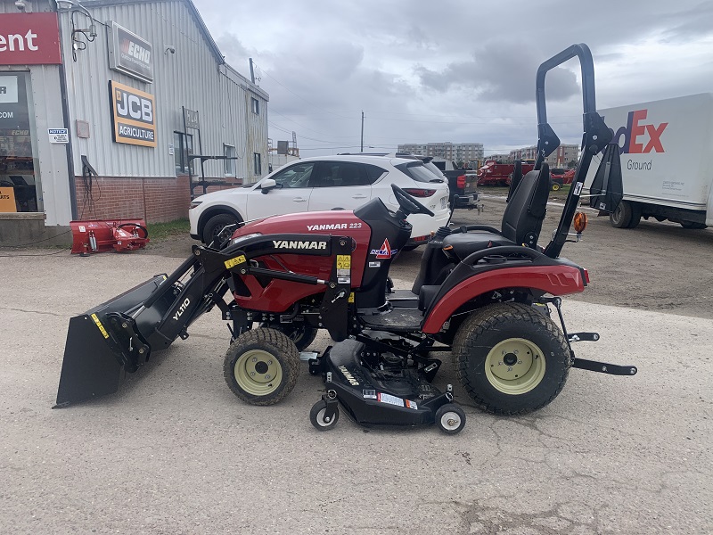 2025 Yanmar SA223BT-LD Tractor