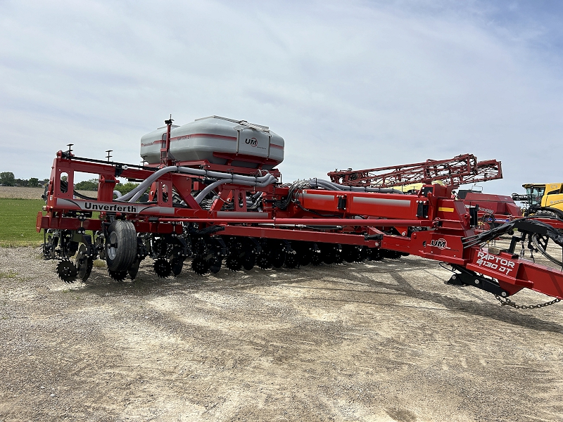 2025 Unverferth 2130DT Strip Till