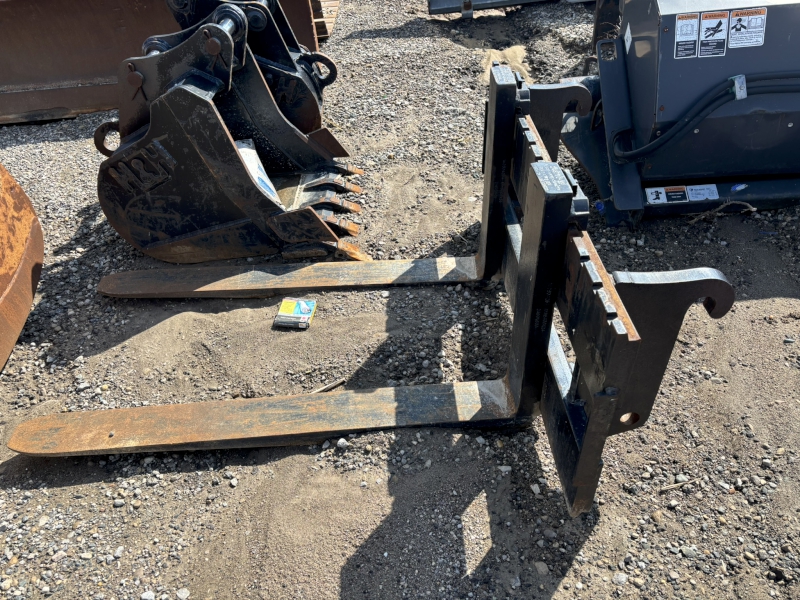 2019 Yanmar ISOV10FORKSV Pallet Fork