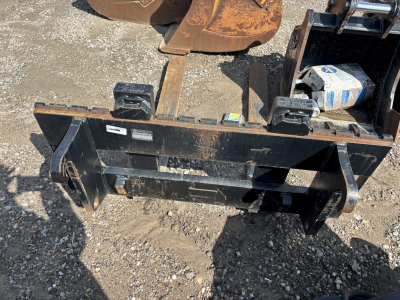 2019 Yanmar ISOV10FORKSV Pallet Fork