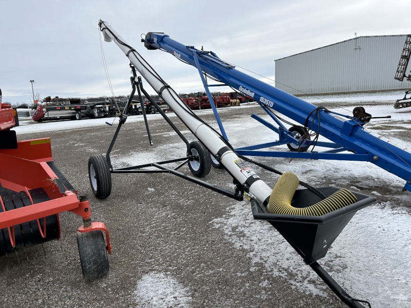 2023 Market 8X20 Grain Auger