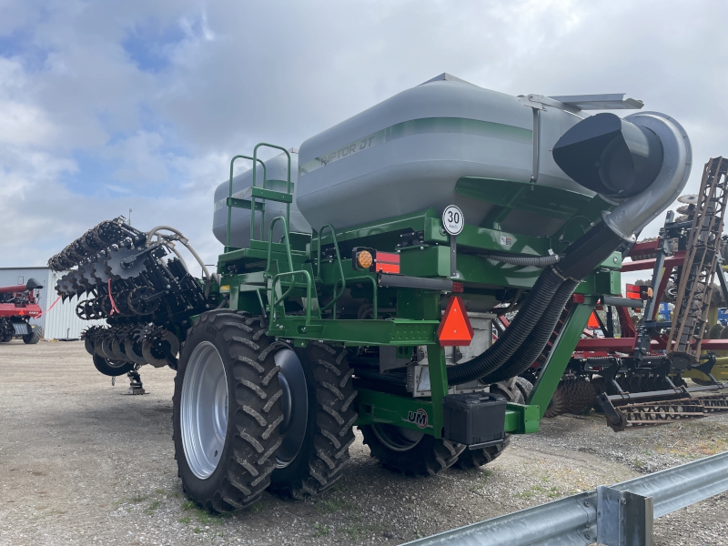 2024 Unverferth 2030DT Strip Till
