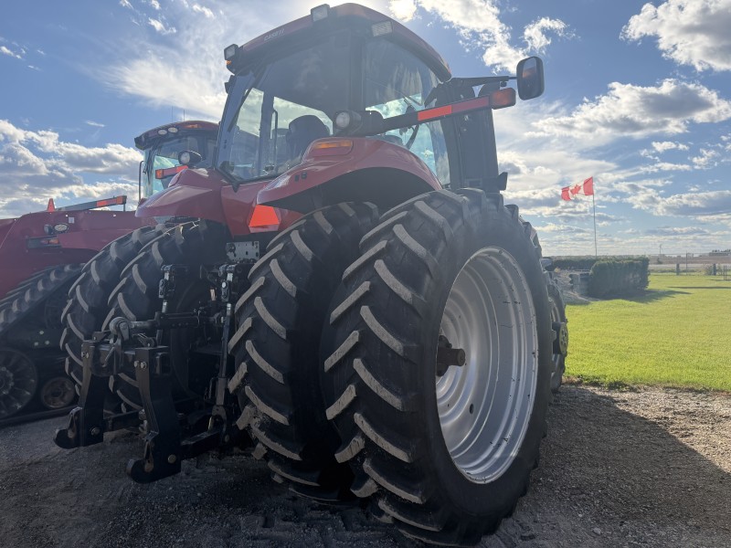 2012 Case IH MAGNUM 235 Tractor