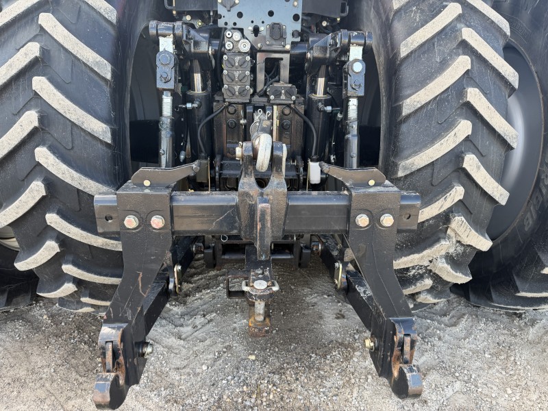 2012 Case IH MAGNUM 235 Tractor
