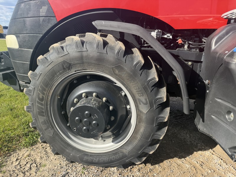 2012 Case IH MAGNUM 235 Tractor
