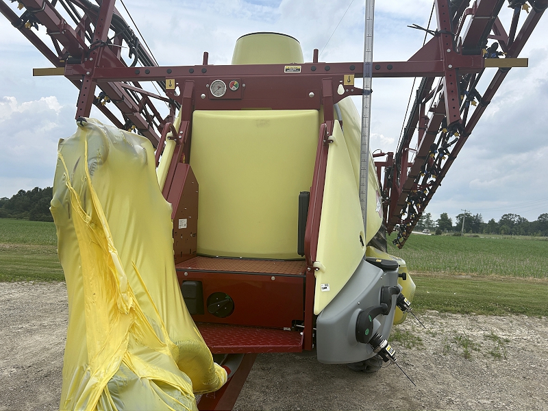 2023 Hardi NAV4000 Sprayer