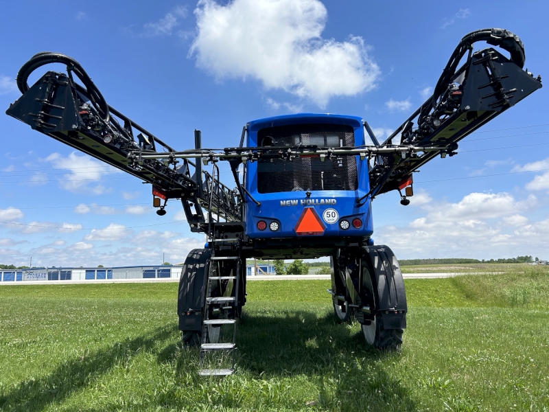 2024 New Holland SP.310F Sprayer/High Clearance