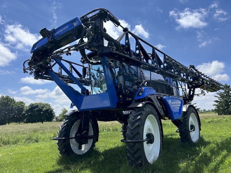 2024 New Holland SP.310F Sprayer/High Clearance