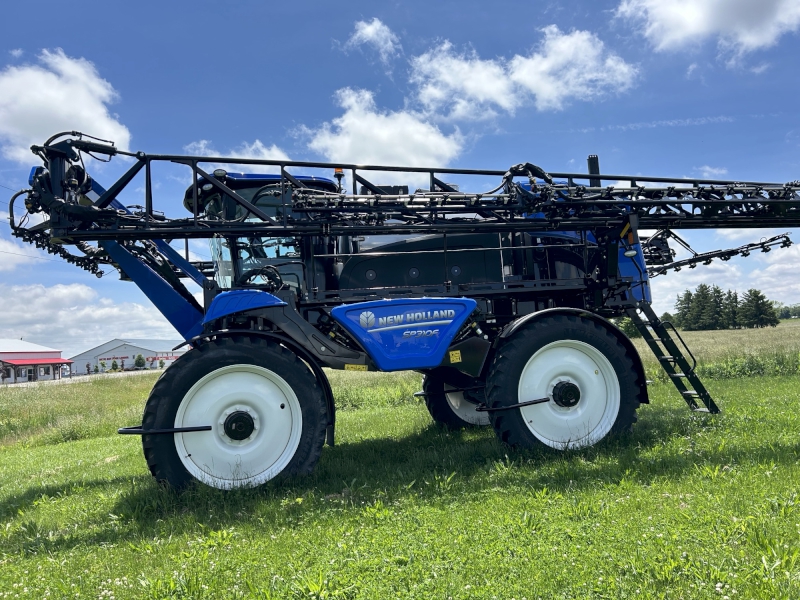 2024 New Holland SP.310F Sprayer/High Clearance