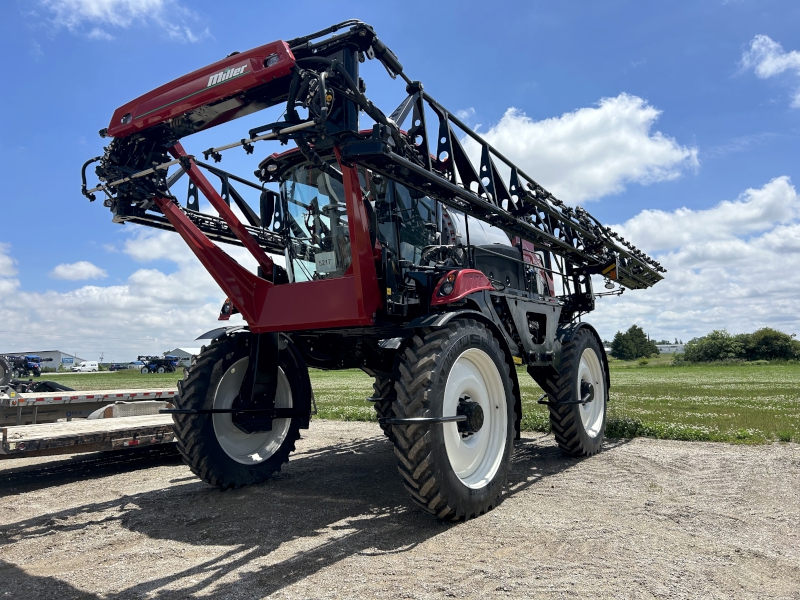 2024 Miller NITRO 7310 Sprayer/High Clearance