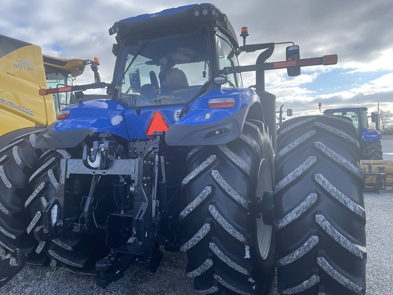 2021 New Holland T8.435 Tractor