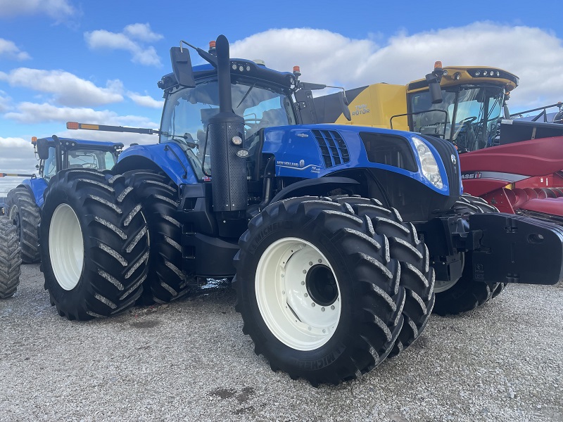 2021 New Holland T8.435 Tractor