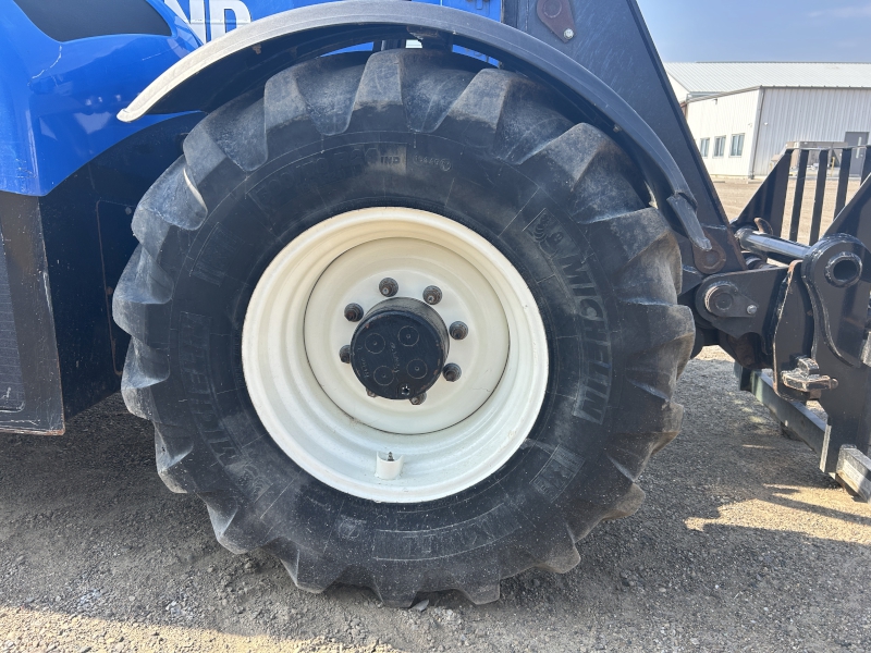 2015 New Holland LM7.42 ELITE TeleHandler