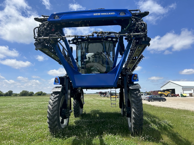 2024 New Holland SP.310F Sprayer/High Clearance