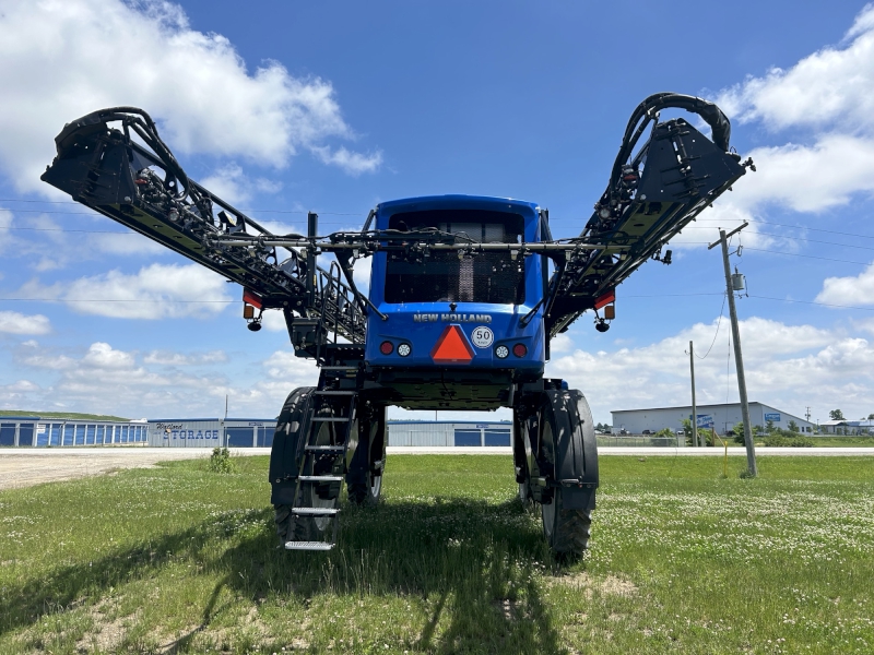 2024 New Holland SP.310F Sprayer/High Clearance