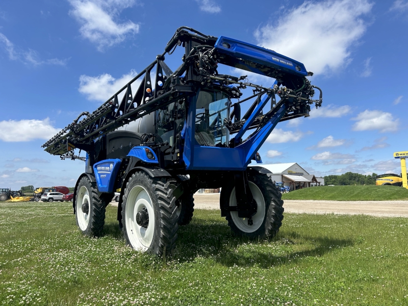 2024 New Holland SP.310F Sprayer/High Clearance