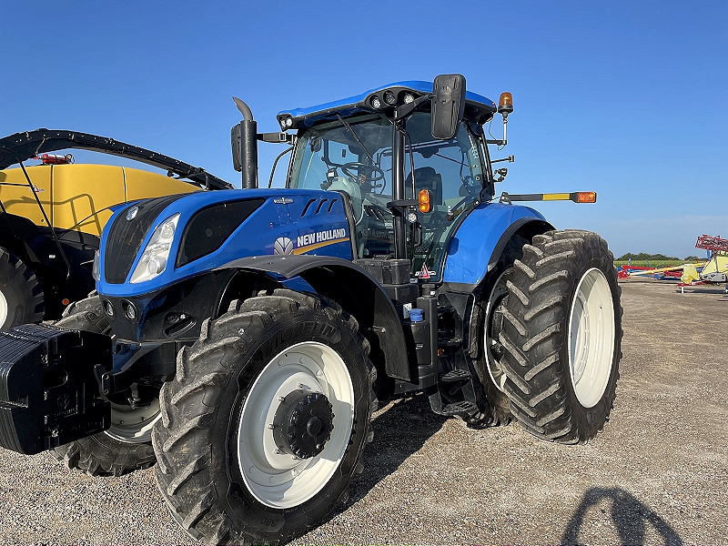 2020 New Holland T7.230 Tractor