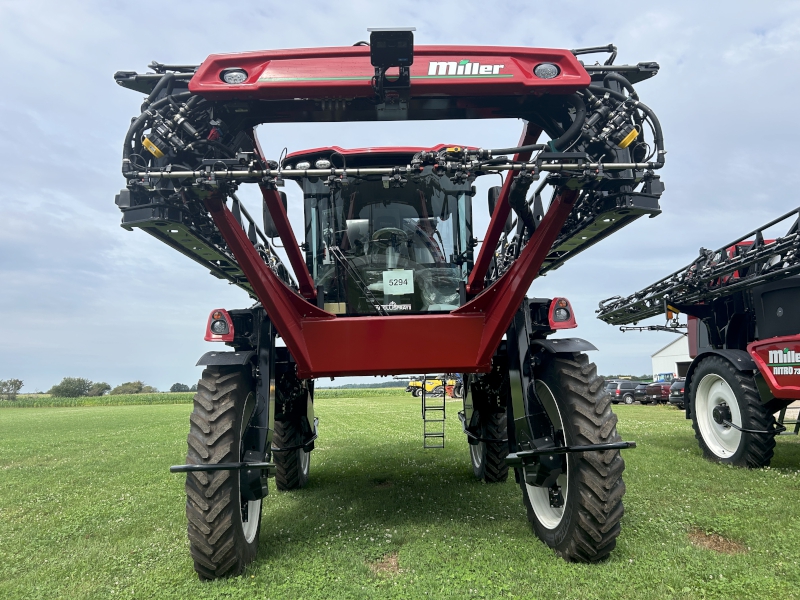 2024 Miller NITRO 7310 Sprayer/High Clearance