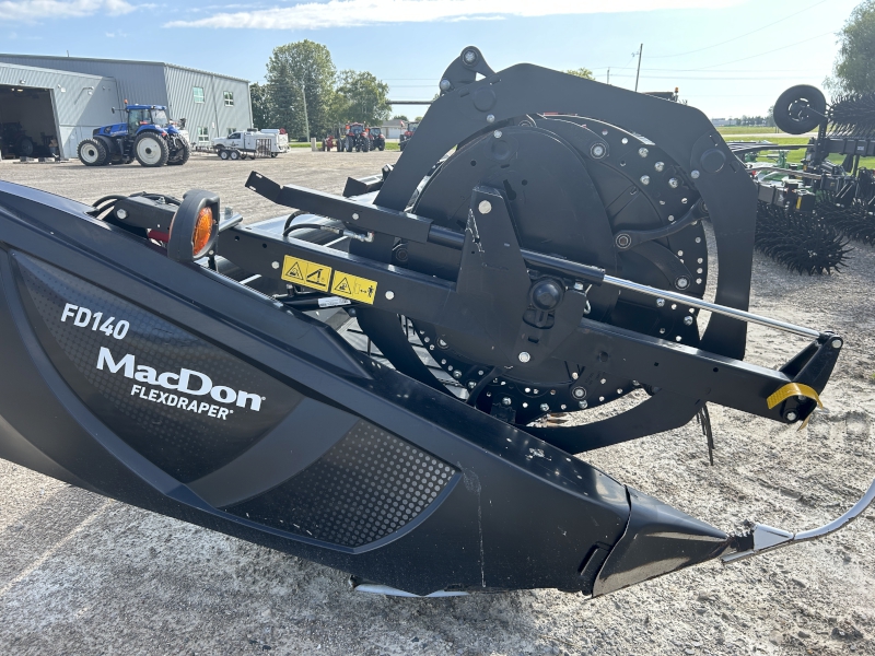 2019 MacDon FD140 Header Draper Flex