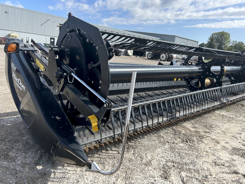 2019 MacDon FD140 Header Draper Flex