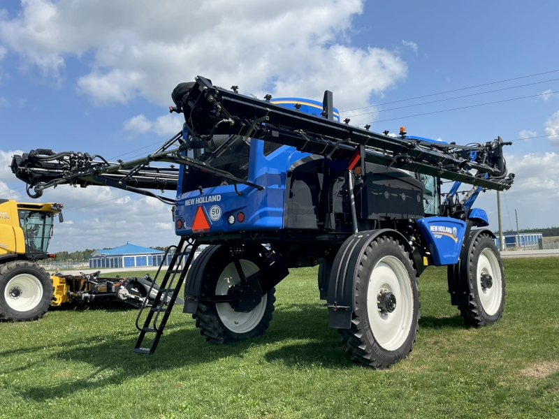 2021 New Holland SP.310F Sprayer/High Clearance