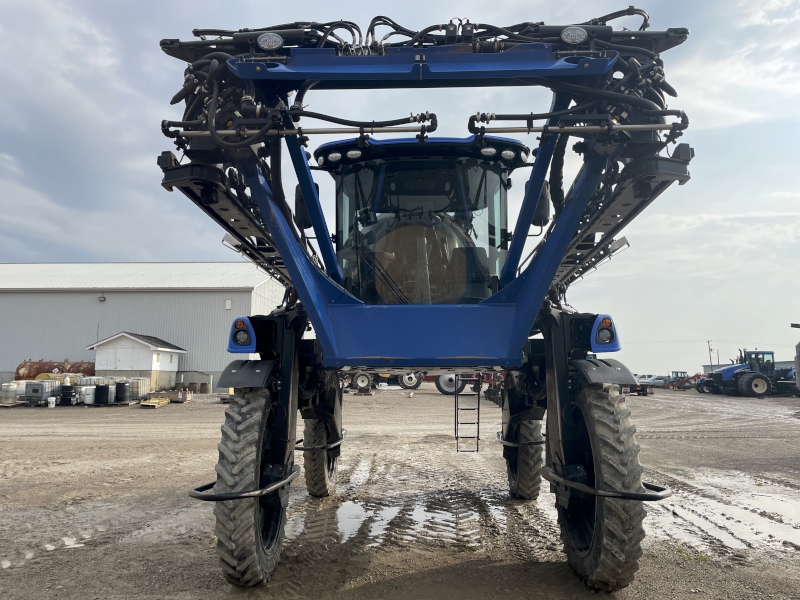 2022 New Holland SP310F Sprayer/High Clearance