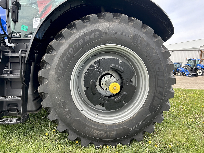 2025 New Holland T7.340 HD PL Tractor