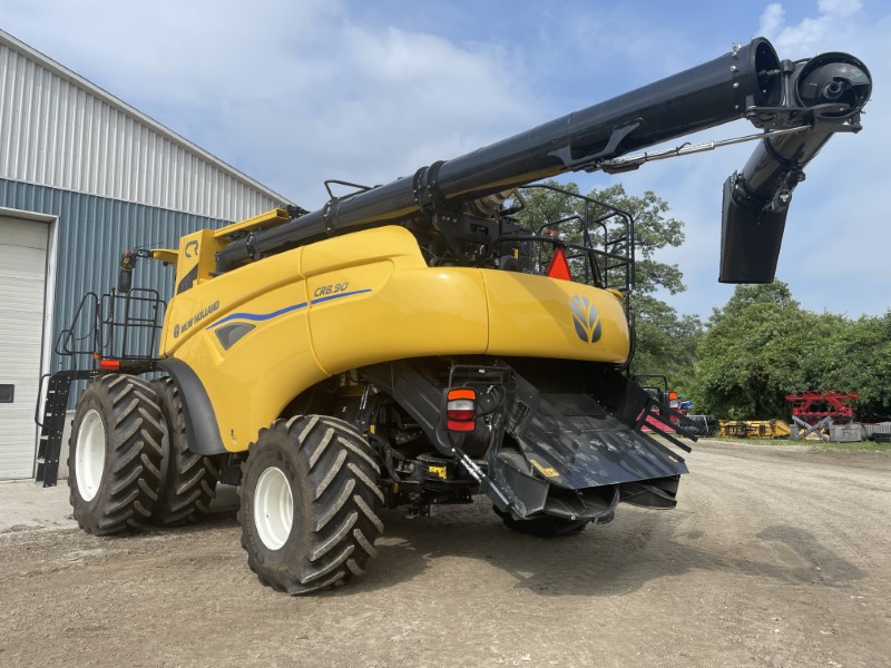 2025 New Holland CR8.90_OPTI Combine