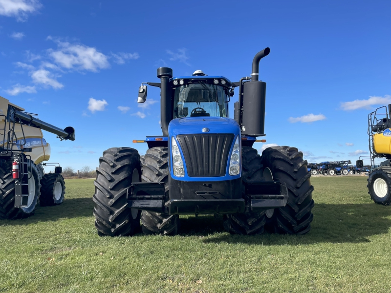 2025 New Holland T9.580 AC PL Tractor