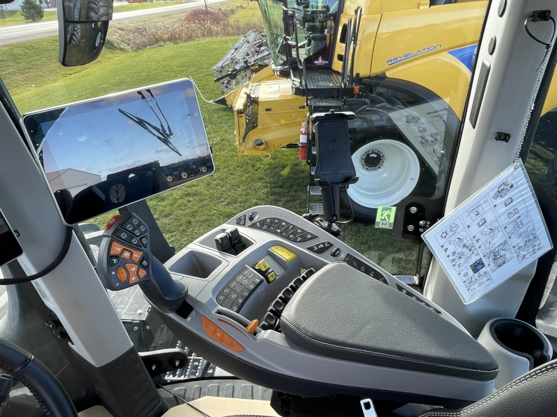 2025 New Holland T9.580 AC PL Tractor