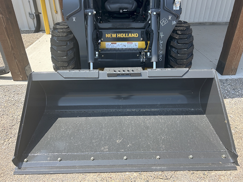2025 New Holland L320 RG-NA Skid Steer Loader