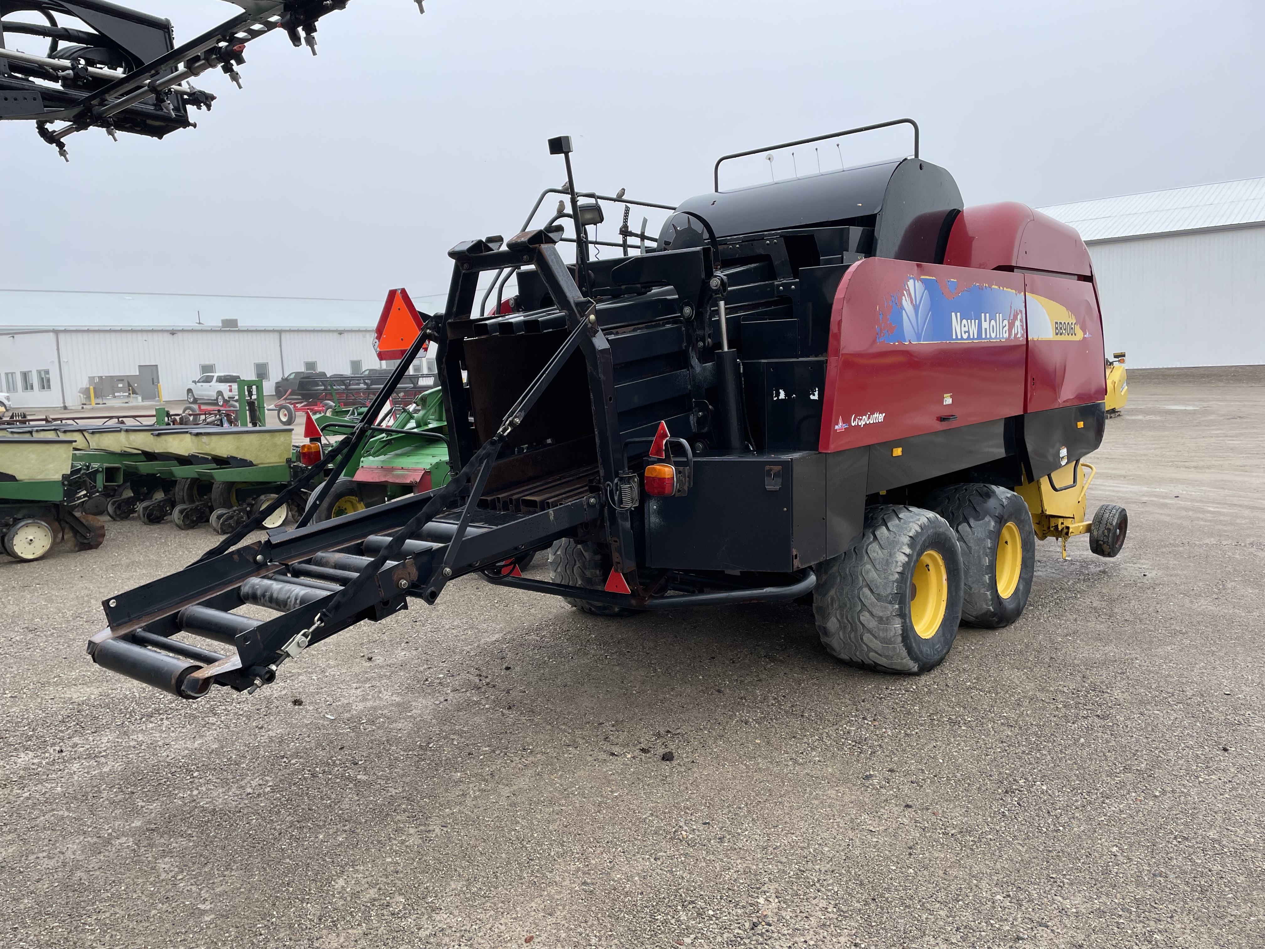 2009 New Holland BB9060R Baler/Big Square